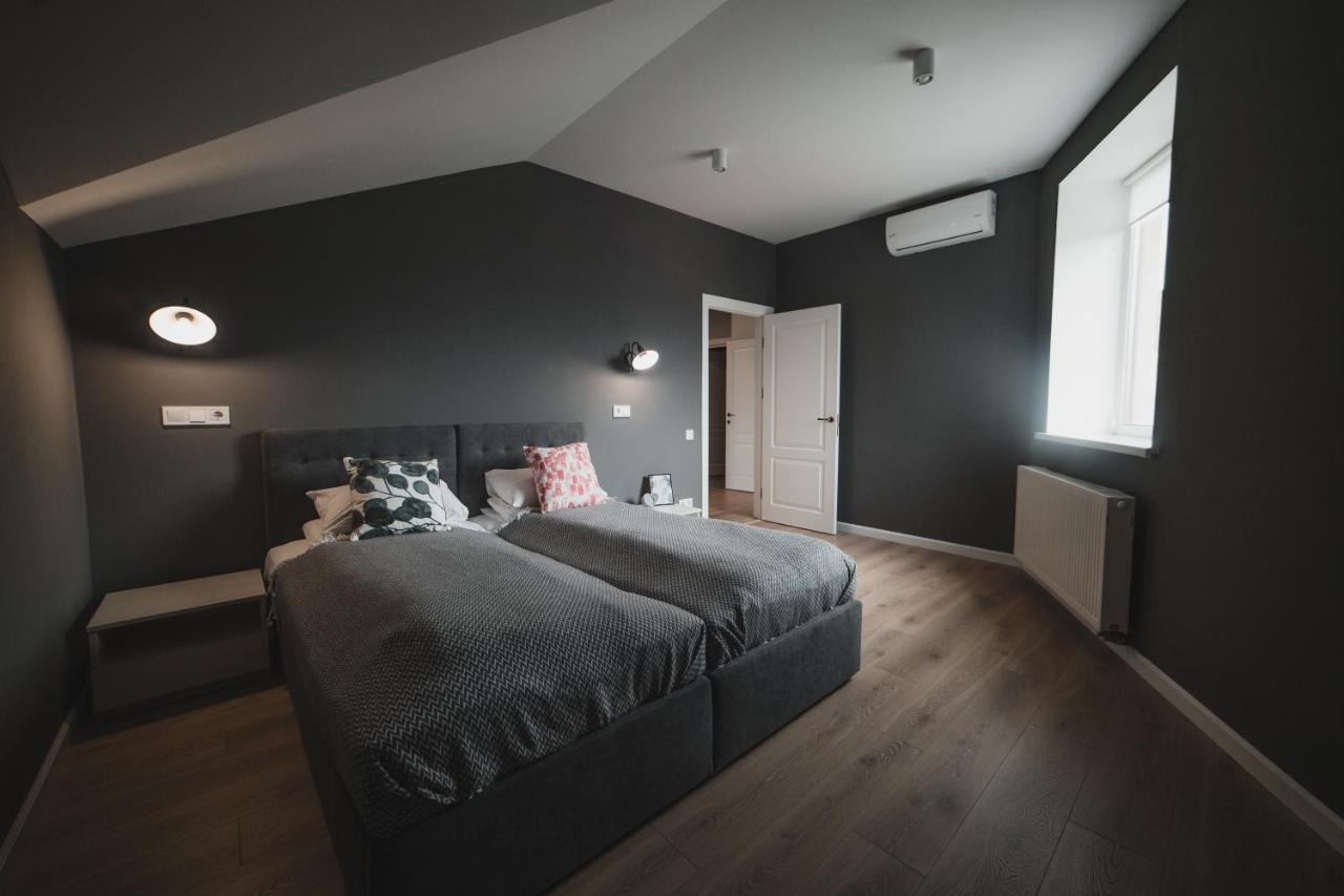 Kostjukowski Apartments Mudroho 12 V Lviv Exterior foto