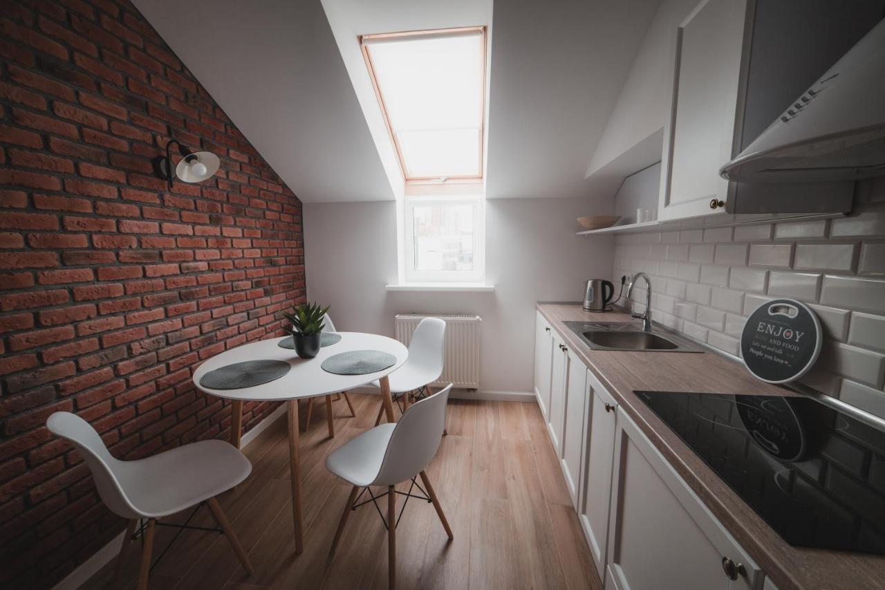 Kostjukowski Apartments Mudroho 12 V Lviv Exterior foto